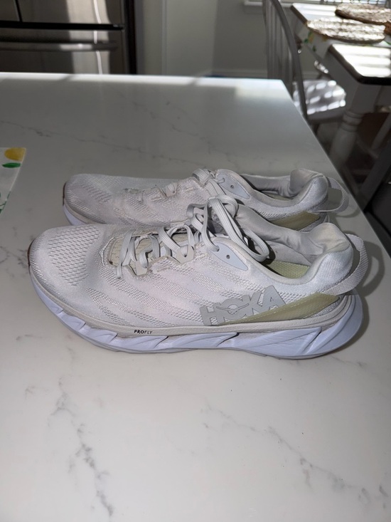 Hoka One One Shoes - Hoka Elevon 2.